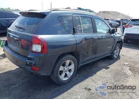 2014 Jeep Compass Sport z USA, uszkodzony, nr VIN 1C4NJDBB9ED749260